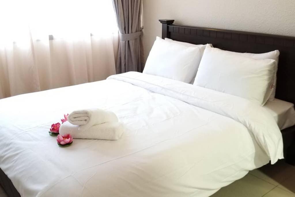 Poolview Resort Batu Ferringhi 502 - 2 Rooms Kültér fotó