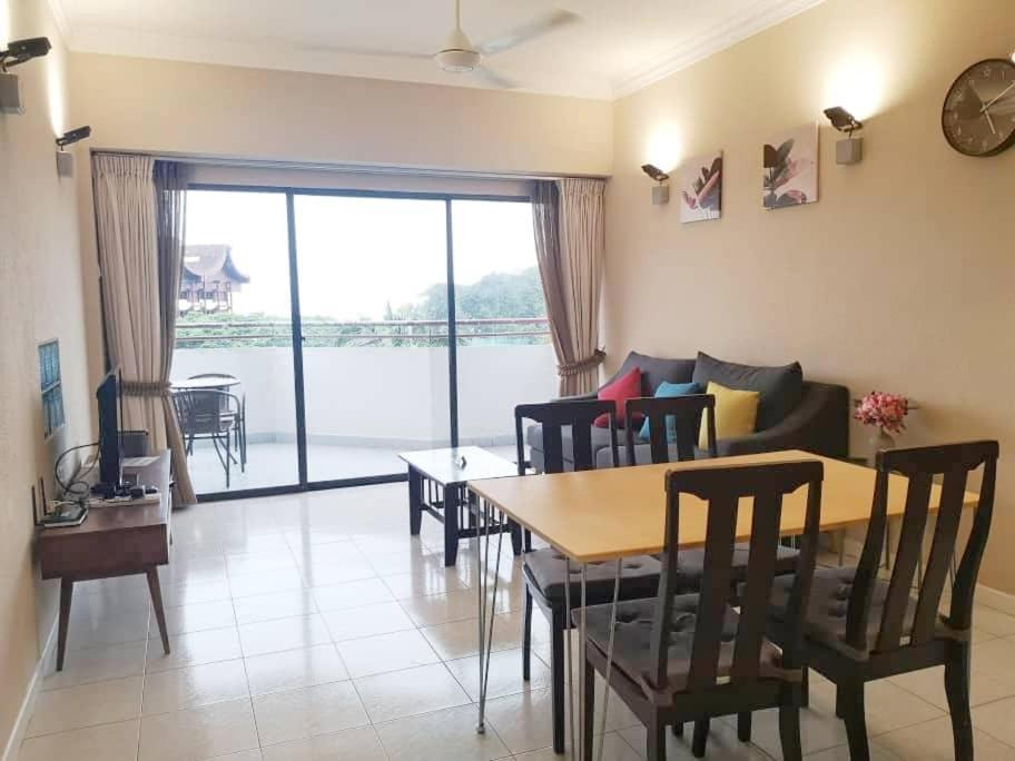 Poolview Resort Batu Ferringhi 502 - 2 Rooms Kültér fotó